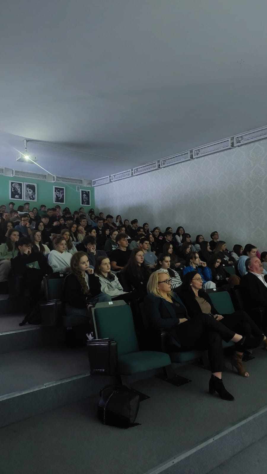 Zdjęcie Rok Kopernika (7)647bba78-d522-416c-9e2c-fb65908ddcaa.jpg w galerii Rok Mikołaja Kopernika w II LO